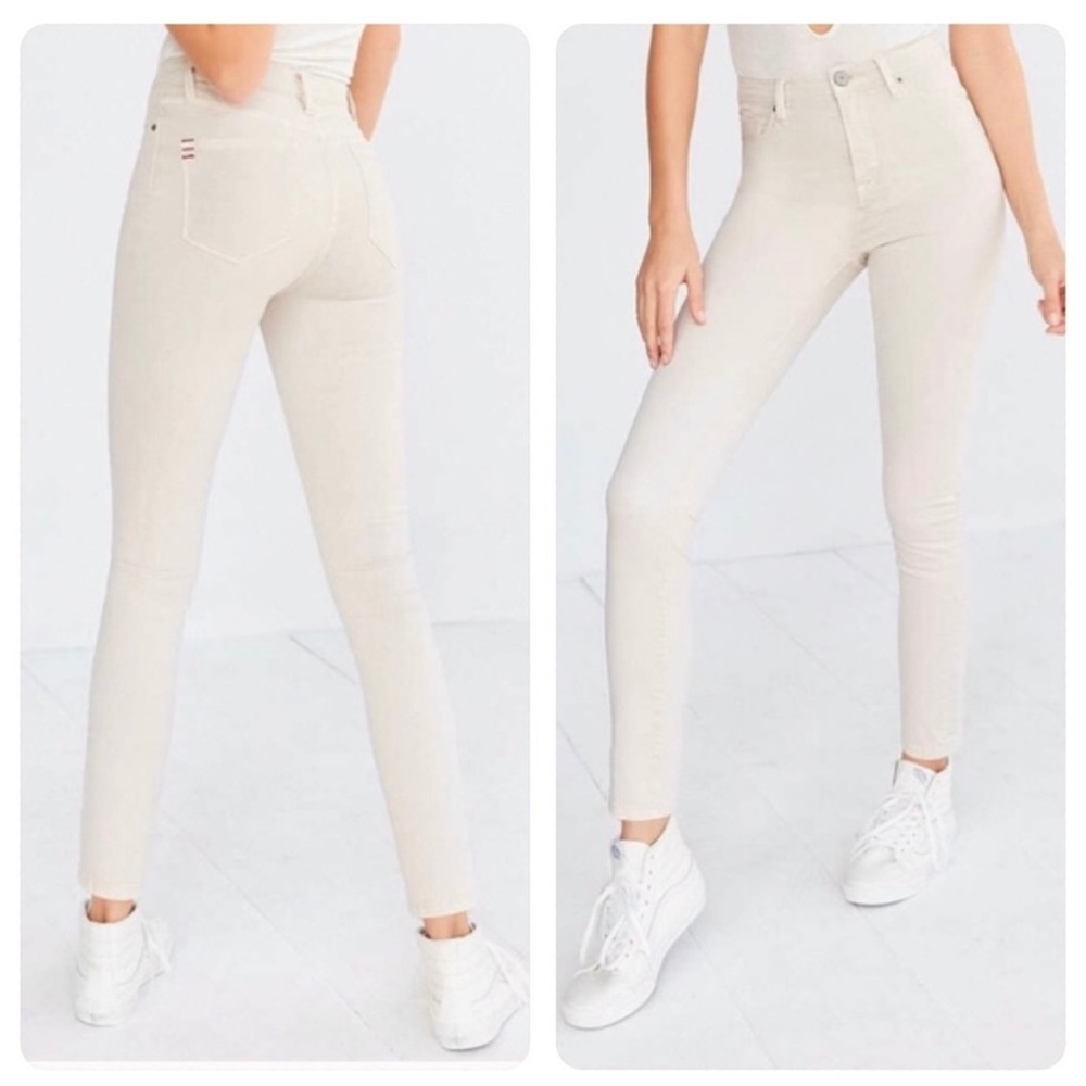 Like New! BDG High Rise Twig Jeans